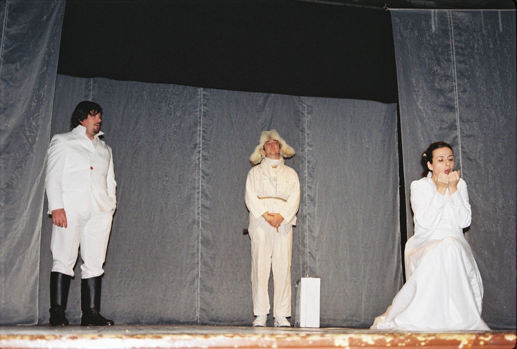 Fotogaléria Divadelné predstavenie Karenina - Celkom malé divadlo (20) Divadelné predstavenie Karenina - Celkom malé divadlo