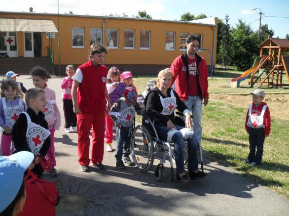 Cerveny kriz jun 2014 010.jpg Cerveny kriz jun 2014 010.jpg