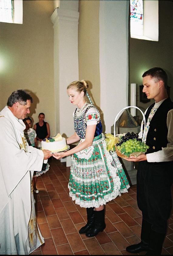 odovzdanie obetných darov.jpg odovzdanie obetných darov.jpg