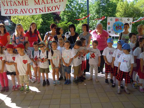 zdravotnici02.jpg zdravotnici02.jpg